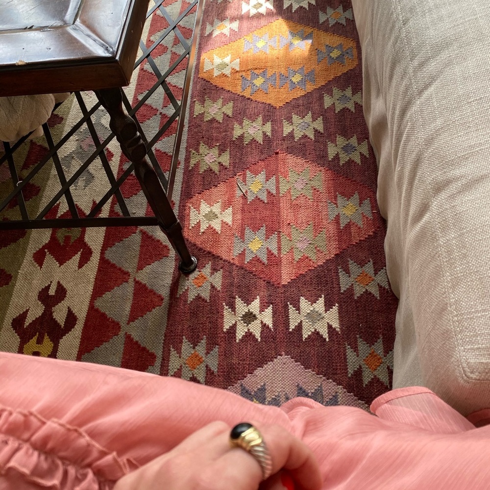 Meet your Posher, Caroline